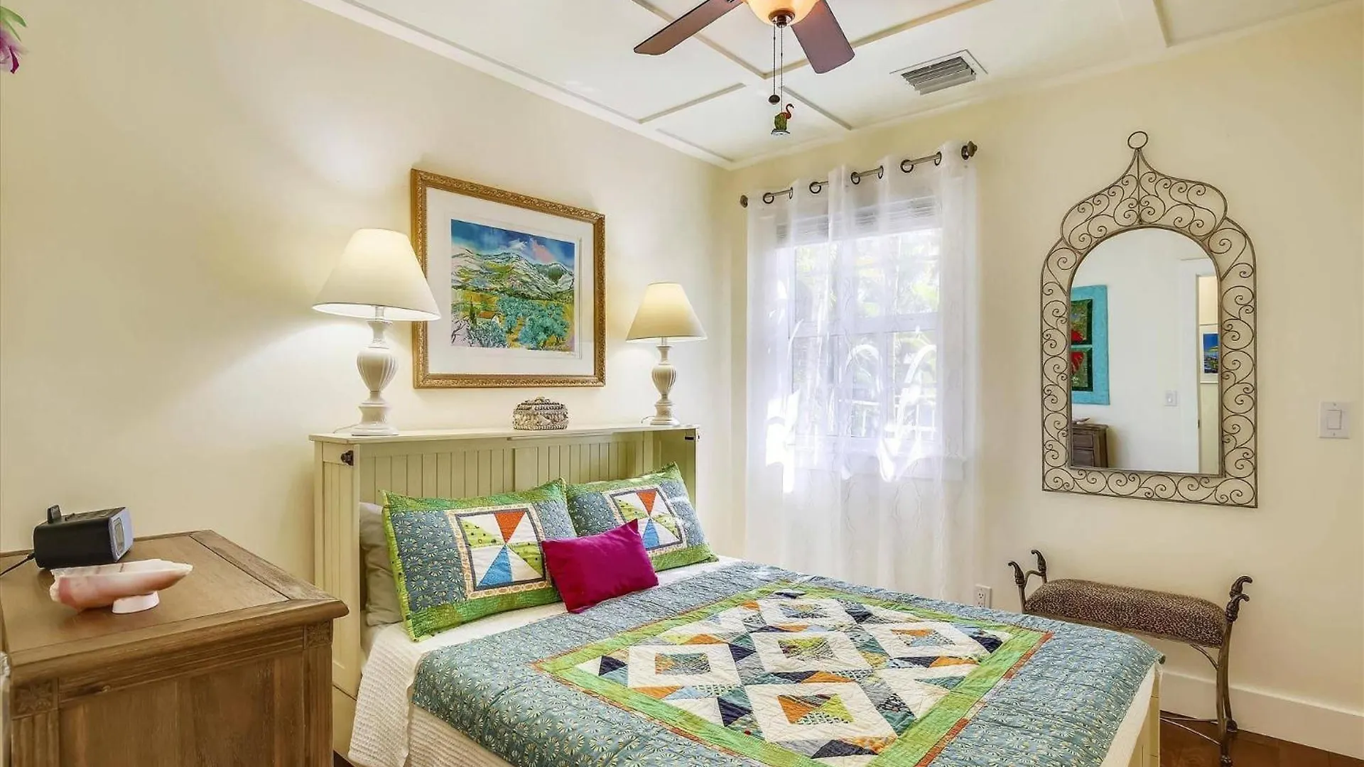Paradise Palms: Beachside Getaway with Outdoor Living Key West